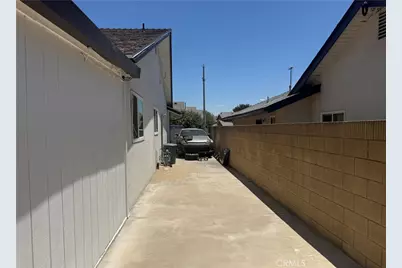 12218 Magnolia Avenue, Chino, CA 91710 - Photo 17