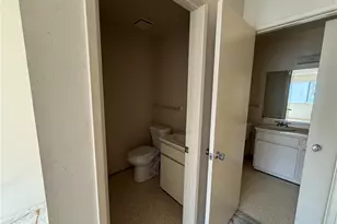 586 N Orange Grove, Pasadena, CA 91103 - Photo 33