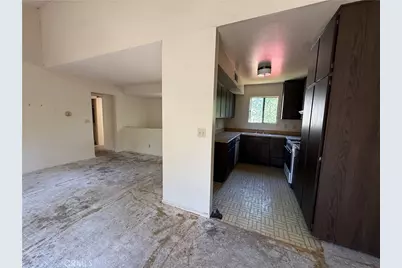 586 N Orange Grove, Pasadena, CA 91103 - Photo 23