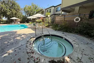 586 N Orange Grove, Pasadena, CA 91103 - Photo 11