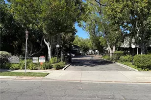 586 N Orange Grove, Pasadena, CA 91103 - Photo 43