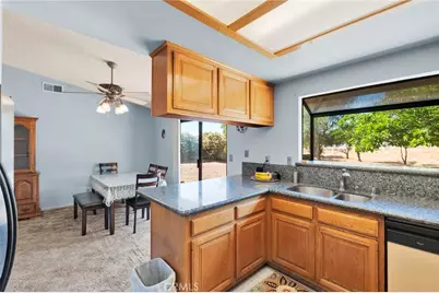 13423 Palm, Hesperia, CA 92344 - Photo 15