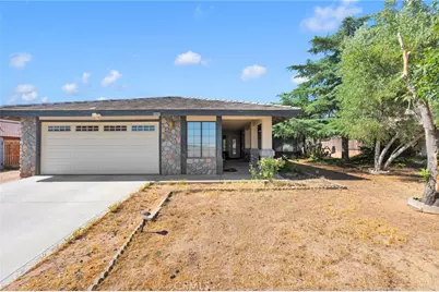 13423 Palm, Hesperia, CA 92344 - Photo 3