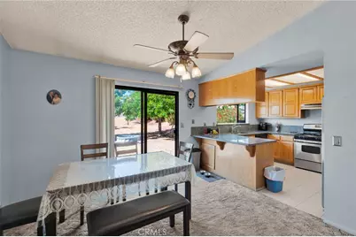 13423 Palm, Hesperia, CA 92344 - Photo 11