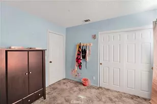 13423 Palm, Hesperia, CA 92344 - Photo 23