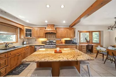 26210 Circle Drive, Lake Arrowhead, CA 92352 - Photo 19