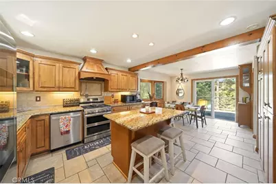 26210 Circle Drive, Lake Arrowhead, CA 92352 - Photo 11