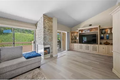497 Bannister Way #B, Simi Valley, CA 93065 - Photo 3