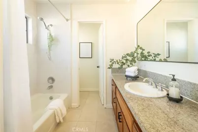 15211 Avis, Lawndale, CA 90260 - Photo 11