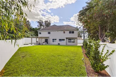 1070 S Road Runner, Anaheim, CA 92807 - Photo 5