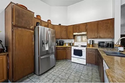11928 Caballero, Fontana, CA 92337 - Photo 17