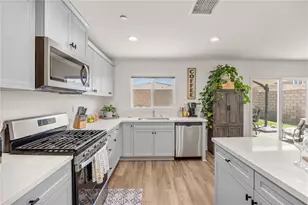 13759 Asprey St, Victorville, CA 92392 - Photo 19