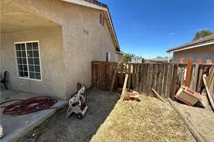 11796 Begonia, Adelanto, CA 92301 - Photo 15