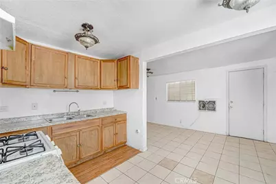 2734 Desert, Rosamond, CA 93560 - Photo 17