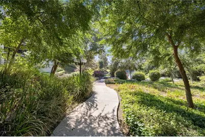 1083 Lakeview, Azusa, CA 91702 - Photo 33