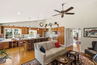 2056 N Coolcrest Avenue, Upland, CA 91784 - Photo 23