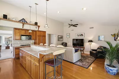 2056 N Coolcrest Avenue, Upland, CA 91784 - Photo 17