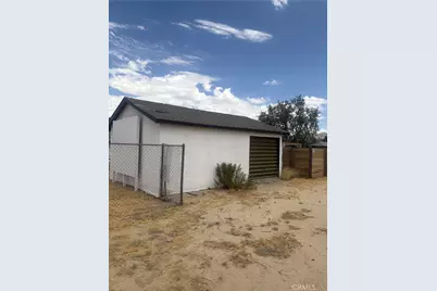5050 1st, Joshua Tree, CA 92252 - Photo 11