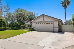 1057 Saint James Ct, San Dimas, CA 91773 - Photo 27