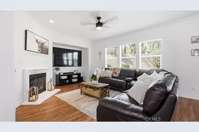 6067 Cone Peak, Fontana, CA 92336 - Photo 9