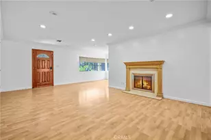12005 Miranda, Valley Village, CA 91607 - Photo 3