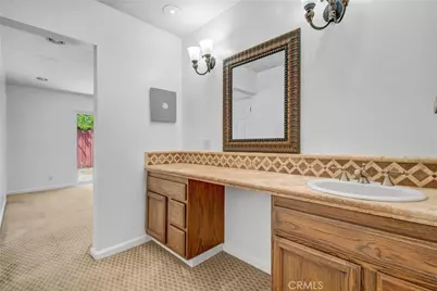 12005 Miranda, Valley Village, CA 91607 - Photo 11