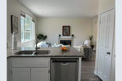5784 Hacienda Way, Fontana, CA 92336 - Photo 11
