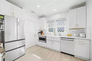 120 N Hobart Blvd, Los Angeles, CA 90004 - Photo 11