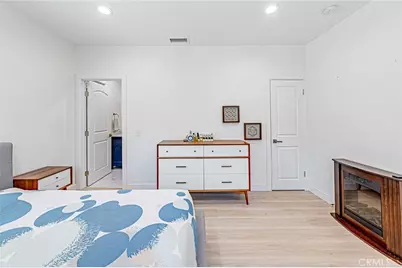 120 N Hobart Boulevard, Los Angeles, CA 90004 - Photo 19