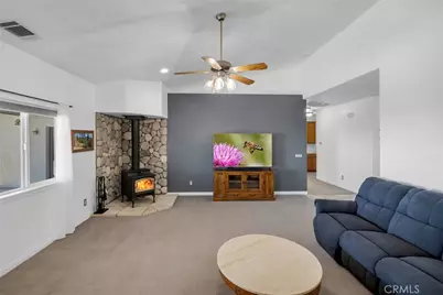 8727 Wintergreen, Pinon Hills, CA 92372 - Photo 7