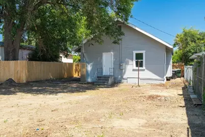 561 Washington, Pomona, CA 91767 - Photo 17