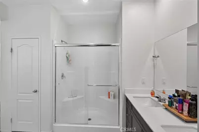 15826 Wyburn Lane, Victorville, CA 92394 - Photo 13