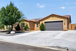 15826 Wyburn Ln, Victorville, CA 92394 - Photo 3
