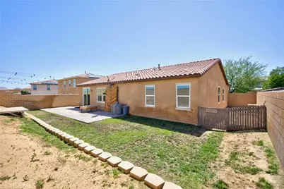 15826 Wyburn Lane, Victorville, CA 92394 - Photo 23