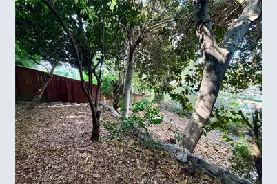 1616 Redcliff, Los Angeles, CA 90026 - Photo 33