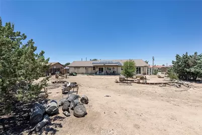 7653 Montrose, Hesperia, CA 92345 - Photo 9