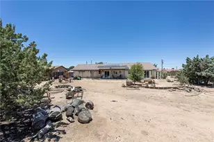 7653 Montrose, Hesperia, CA 92345 - Photo 9