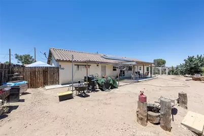 7653 Montrose, Hesperia, CA 92345 - Photo 15
