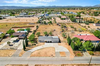 15939 Mojave, Hesperia, CA 92345 - Photo 3