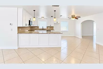 15939 Mojave, Hesperia, CA 92345 - Photo 7