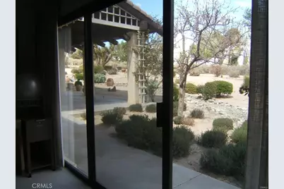 15201 Pocahantas, Apple Valley, CA 92307 - Photo 21