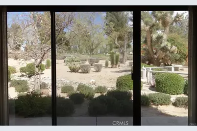 15201 Pocahantas, Apple Valley, CA 92307 - Photo 29