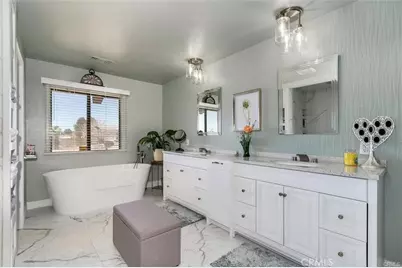 15201 Pocahantas, Apple Valley, CA 92307 - Photo 9