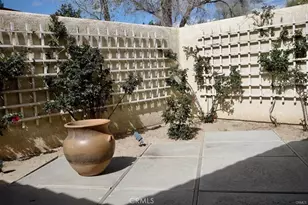 15201 Pocahantas, Apple Valley, CA 92307 - Photo 11