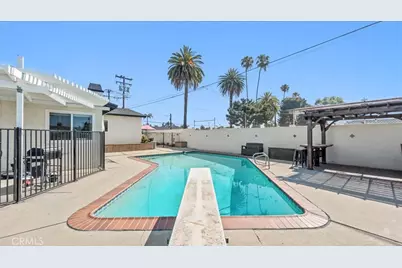 404 W Workman Avenue, Covina, CA 91723 - Photo 33