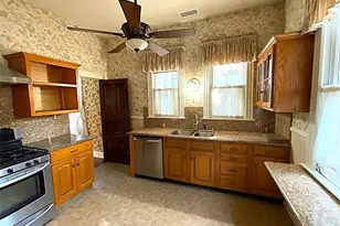 116 E Center St, Covina, CA 91723 - Photo 9
