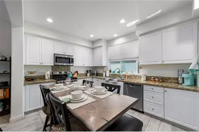 144 Royal Way, Upland, CA 91786 - Photo 9
