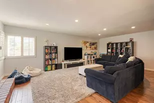 636 Scottsbluff Dr, Claremont, CA 91711 - Photo 15