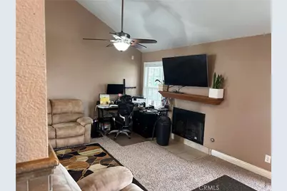 27631 Powell, Highland, CA 92346 - Photo 3