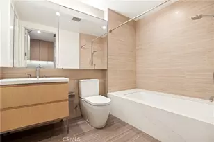 877 S Francisco Street, Los Angeles, CA 90017 - Photo 11
